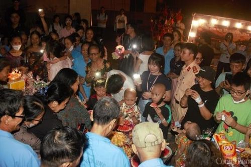 Đà Nẵng: Ấm áp chương trình 'Trung thu bên em'