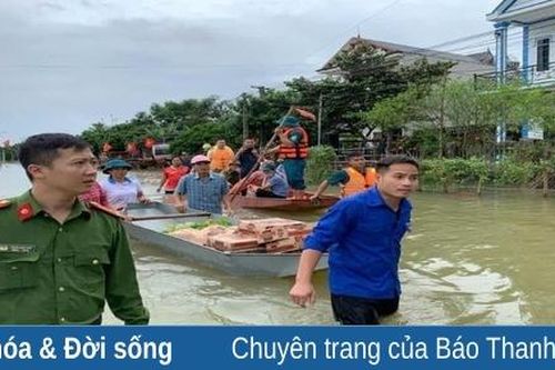 Đoàn viên thanh niên huyện Thạch Thành nỗ lực hỗ trợ người dân sau bão