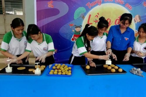 Chương trình 'Trung thu cho em' lan tỏa thông điệp yêu thương