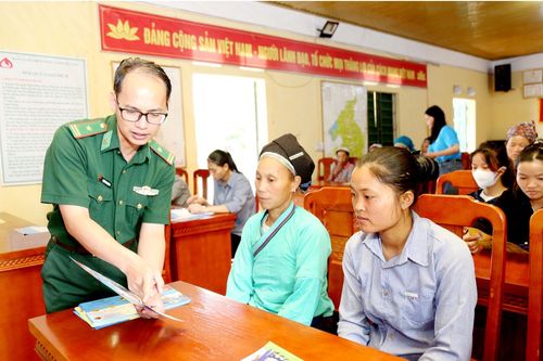 'Tiết học biên cương' nâng cao ý thức bảo vệ chủ quyền biên giới