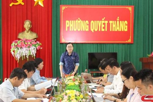 Đoàn khảo sát số 3 của Tiểu ban Văn kiện Đại hội Đảng bộ tỉnh lần thứ XVI khảo sát tại phường Quyết Thắng