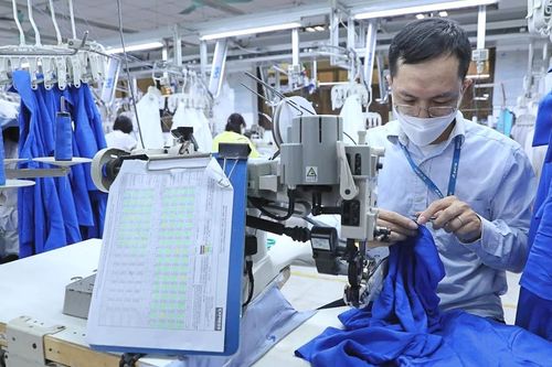 Chậm giải trình chênh lệch lợi nhuận, Công ty Gilimex (GIL) bị HoSE nhắc nhở