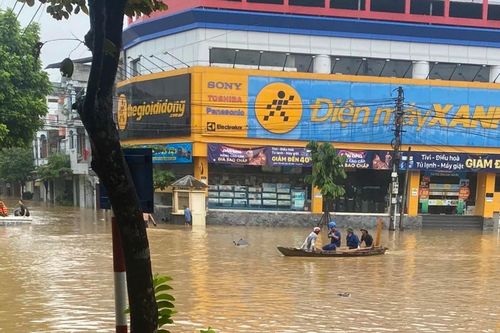 150 cửa hàng Thế Giới Di Động, Điện Máy Xanh ngưng bán hàng bởi bão Yagi
