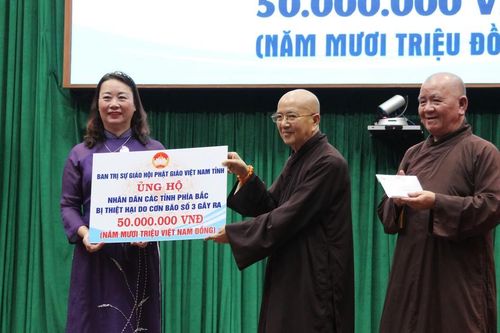 Các tổ chức, cá nhân ở Thừa Thiên Huế hỗ trợ đồng bào bị thiệt hại do bão số 3 tại miền Bắc