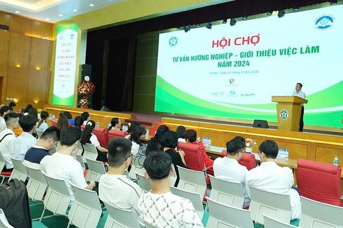 Hỗ trợ sinh viên ngành Điều dưỡng tại các trường Đại học và Cao đẳng thực tập và làm việc tại CHLB Đức