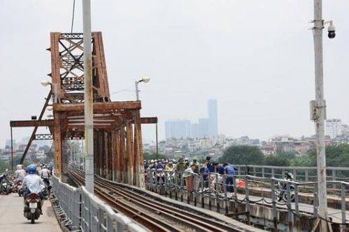 Hà Nội: Dỡ bỏ lệnh cấm cầu Long Biên, cầu Đuống