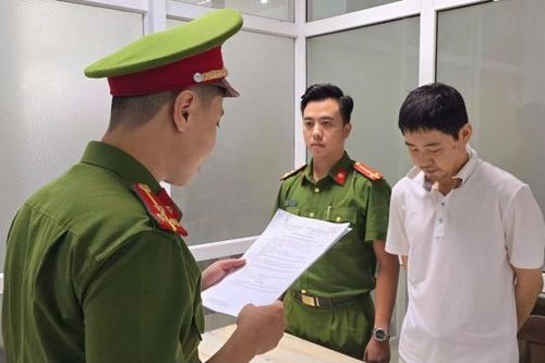 Giám đốc người Hàn Quốc tham ô tiền tỷ của công ty