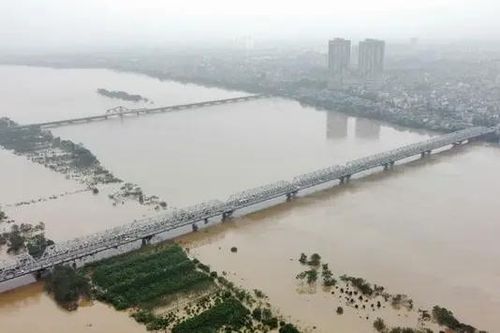 Hà Nội rút báo động 2 trên sông Hồng, sông Đuống