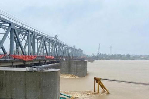 Hà Nội rút lệnh báo động lũ sông Đuống