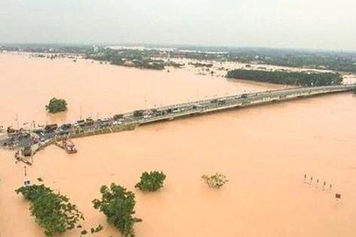 Lũ trên sông Hồng và nhiều sông ở miền Bắc đang xuống