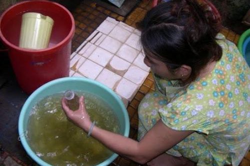Hướng dẫn xử lý nước an toàn sau mưa lũ