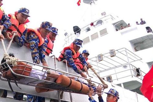 Lực lượng quân y góp phần bảo đảm công bằng trong chăm sóc sức khỏe nhân dân
