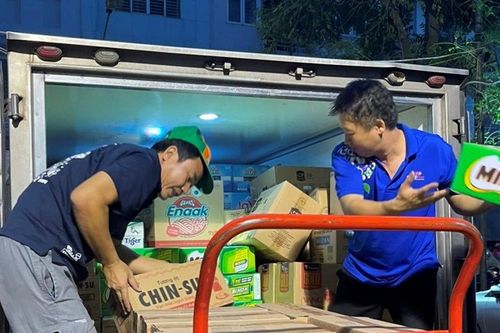Khẩn trương khôi phục sản xuất kinh doanh