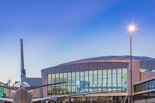 Các sân bay đối mặt với rủi ro khí hậu