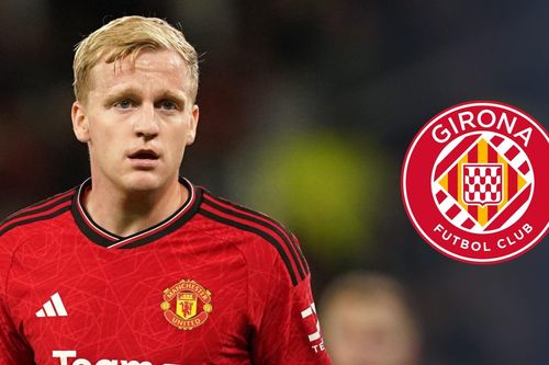 Van de Beek vẫn nói tốt về MU