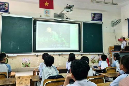Bình Dương: chuyện lạ học sinh 'ngồi nhầm lớp'