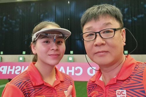 Tin nóng thể thao sáng 14/9: Việt Nam đề xuất hợp đồng với HLV Hàn Quốc, Ronaldo đứt mạch 6 trận ghi bàn