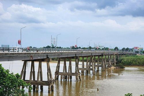 Quảng Ngãi yêu cầu kiểm tra, đánh giá toàn bộ các công trình cầu trong mùa mưa bão 2024