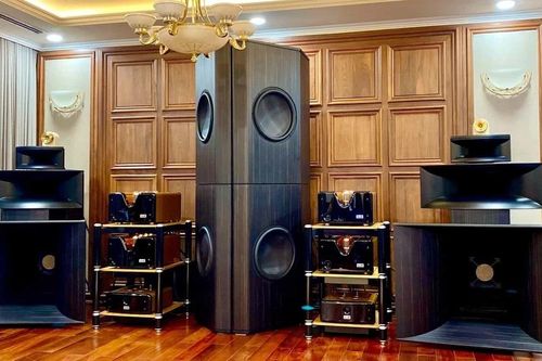AVShow lần thứ 22 với nhiều thiết bị nghe nhìn phiên bản giới hạn