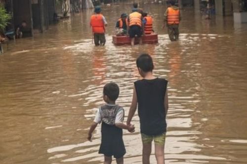 Trong đại bão Yagi, nghĩ về truyền thống, lịch sử, hiện tại và tương lai của quốc gia, dân tộc