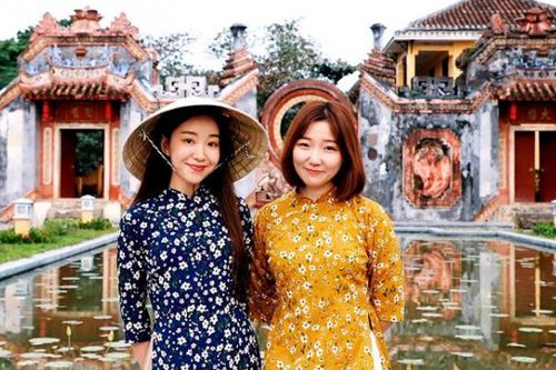 Việt Nam là điểm đến hấp dẫn thứ hai của du khách Hàn dịp Tết Trung thu