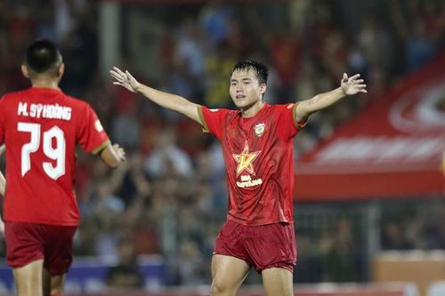 Hồng Lĩnh Hà Tĩnh gây sốc, đánh bại ĐKVĐ Nam Định ở trận mở màn V.League 2024/25