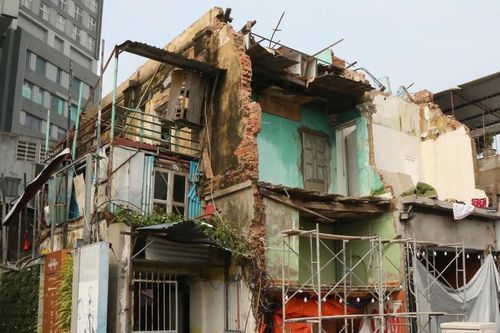 Hải Phòng: Kêu gọi người dân di dời khẩn cấp khỏi các khu nhà nguy hiểm sau bão