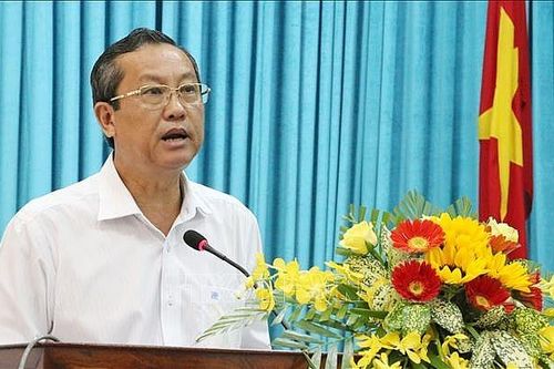 Kỷ luật khiển trách Chủ tịch HĐND tỉnh An Giang Lê Văn Nưng