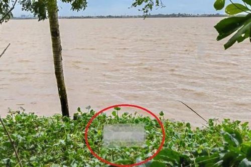 Tìm thấy thi thể bé trai đuối nước trên sông Cổ Chiên
