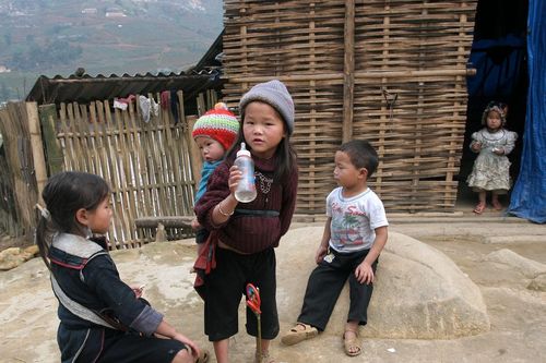 Hỗ trợ người dân 2 huyện nghèo nhất Bắc Kạn tiếp cận cơ hội việc làm ổn định