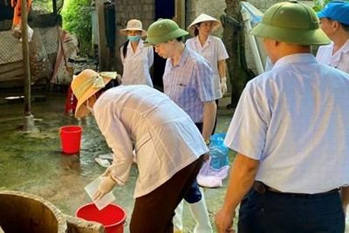 Tập trung xử lý vệ sinh môi trường, phòng ,chống dịch bệnh sau lũ