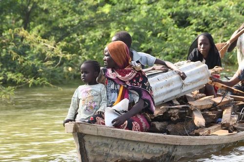 Lũ lụt đe dọa sức khỏe người dân vùng Viễn Bắc Cameroon