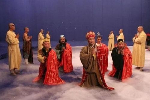 Trư Bát Giới tu thành chính quả, được phong làm bồ tát nhưng vì sao không thể khôi phục chân thân?