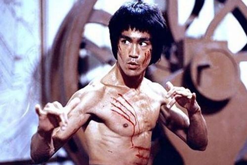 Bậc thầy võ thuật Đông Nam Á dạy Lý Tiểu Long tuyệt kỹ múa côn 'bất khả chiến bại': Vừa là bạn, vừa là thầy, là học trò