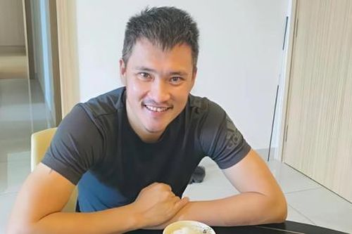 Tình thế khó khăn của Lê Công Vinh