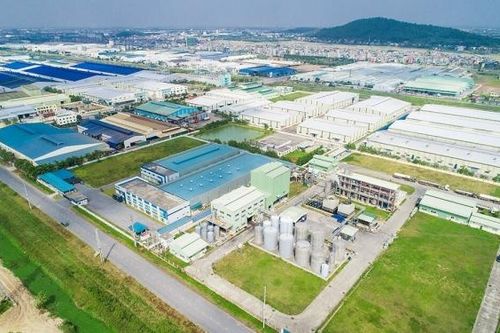 Cùng tháo gỡ khó khăn trong phát triển các khu công nghiệp, khu kinh tế