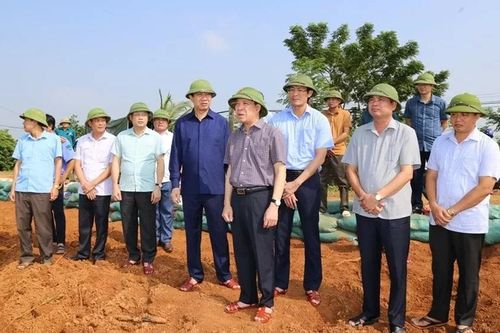 Thanh Hóa chỉ đạo xử lý khẩn cấp sự cố thấm dột đê sông Hoạt