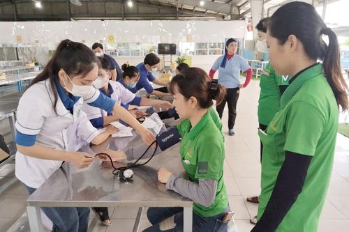 Hơn 300 công nhân lao động nữ tại Khu Công nghiệp Bình Hòa được chăm sóc từ mô hình 'Sức khỏe của bạn'