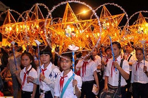 Nguyễn Ngọc Hưng và thơ Trung thu