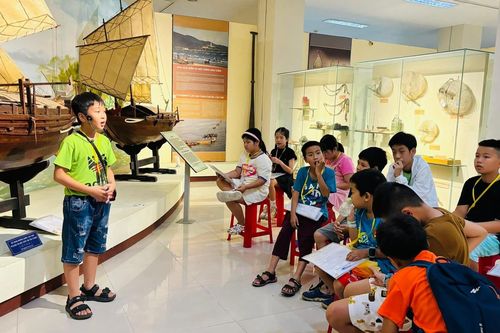 Thêm yêu những giờ học lịch sử