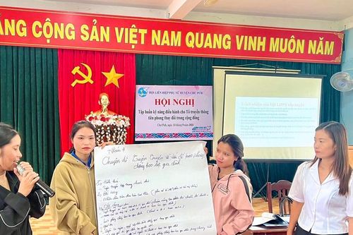 Chư Pưh tập huấn kỹ năng điều hành cho 6 Tổ truyền thông cộng đồng