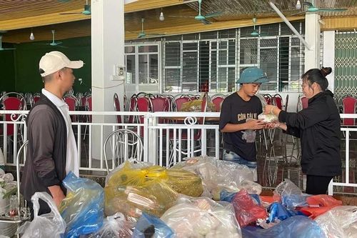 Từ thiện - không chỉ cần tấm lòng