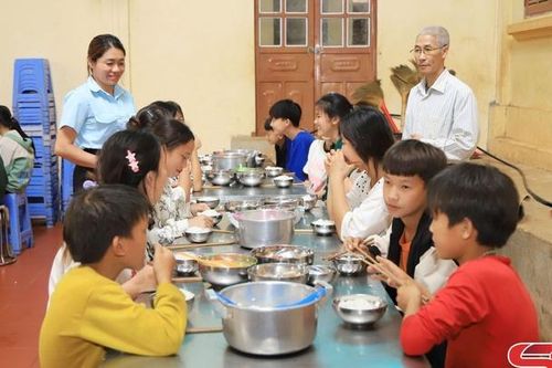 Học sinh vùng khó khăn Sơn La cùng 39 tỉnh được hỗ trợ gạo trong học kỳ I năm học 2024-2025