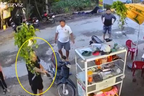 Mâu thuẫn nợ nần, một người bị đâm trọng thương