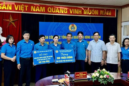 Tổng Liên đoàn Lao động Việt Nam hỗ trợ đoàn viên tỉnh Cao Bằng bị thiệt hại do cơn bão số 3