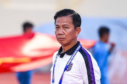 HLV Hoàng Anh Tuấn nói về ngoại binh mới: Bạn của Neymar cũng chỉ là điểm cộng