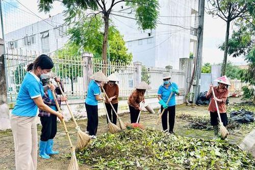 Gia Lâm: Tổng vệ sinh các trường học, khu dân cư