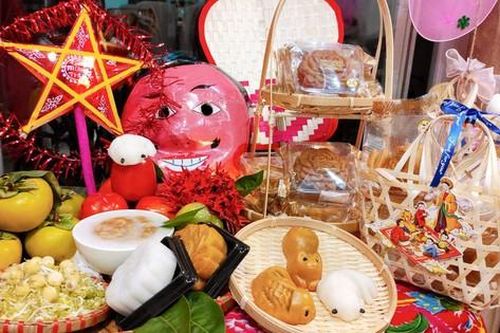 Cách bày mâm cỗ Trung thu truyền thống ở ba miền Bắc, Trung, Nam