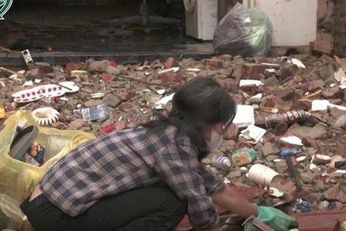 Ngoại thành Hà Nội nước lũ dâng cao nhấn chìm hàng chục tỷ đồng của người dân