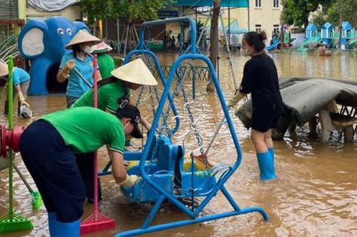 Nhiều trường học Hà Nội dừng tổ chức Trung thu để 'tiếp sức' đồng bào vùng bão lũ